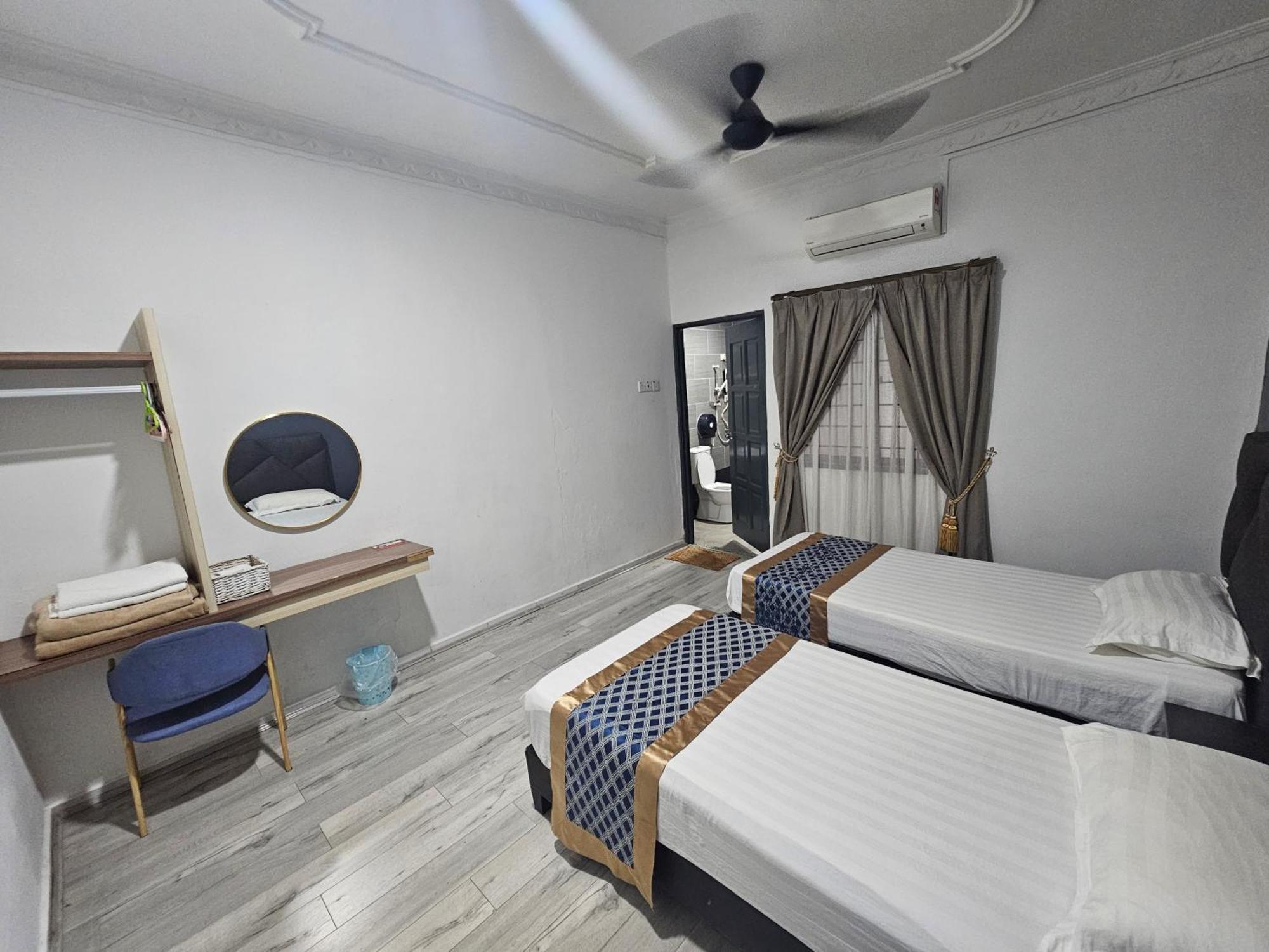 Melody Whole Or Suite Room Muar Ngoại thất bức ảnh
