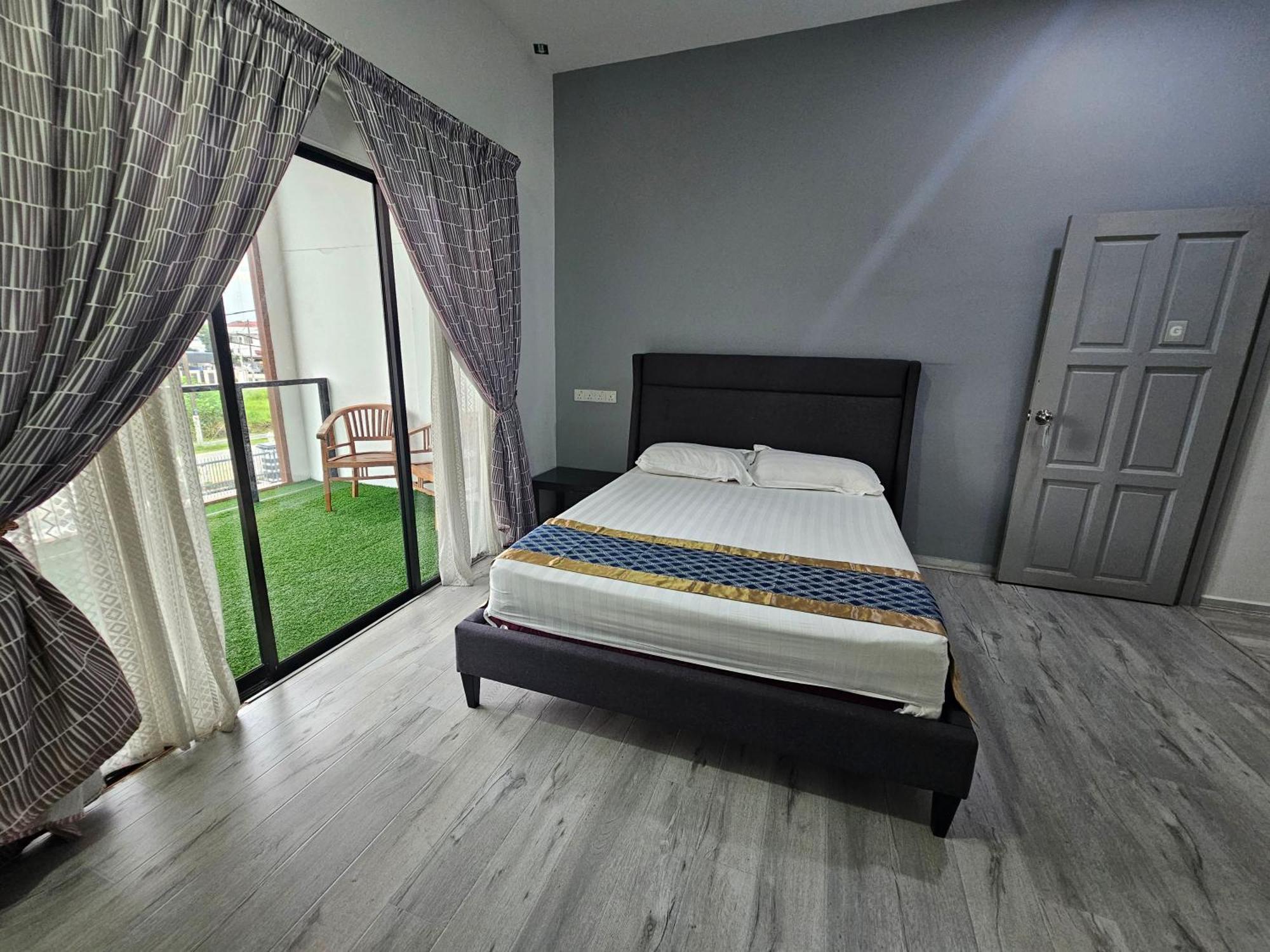 Melody Whole Or Suite Room Muar Ngoại thất bức ảnh