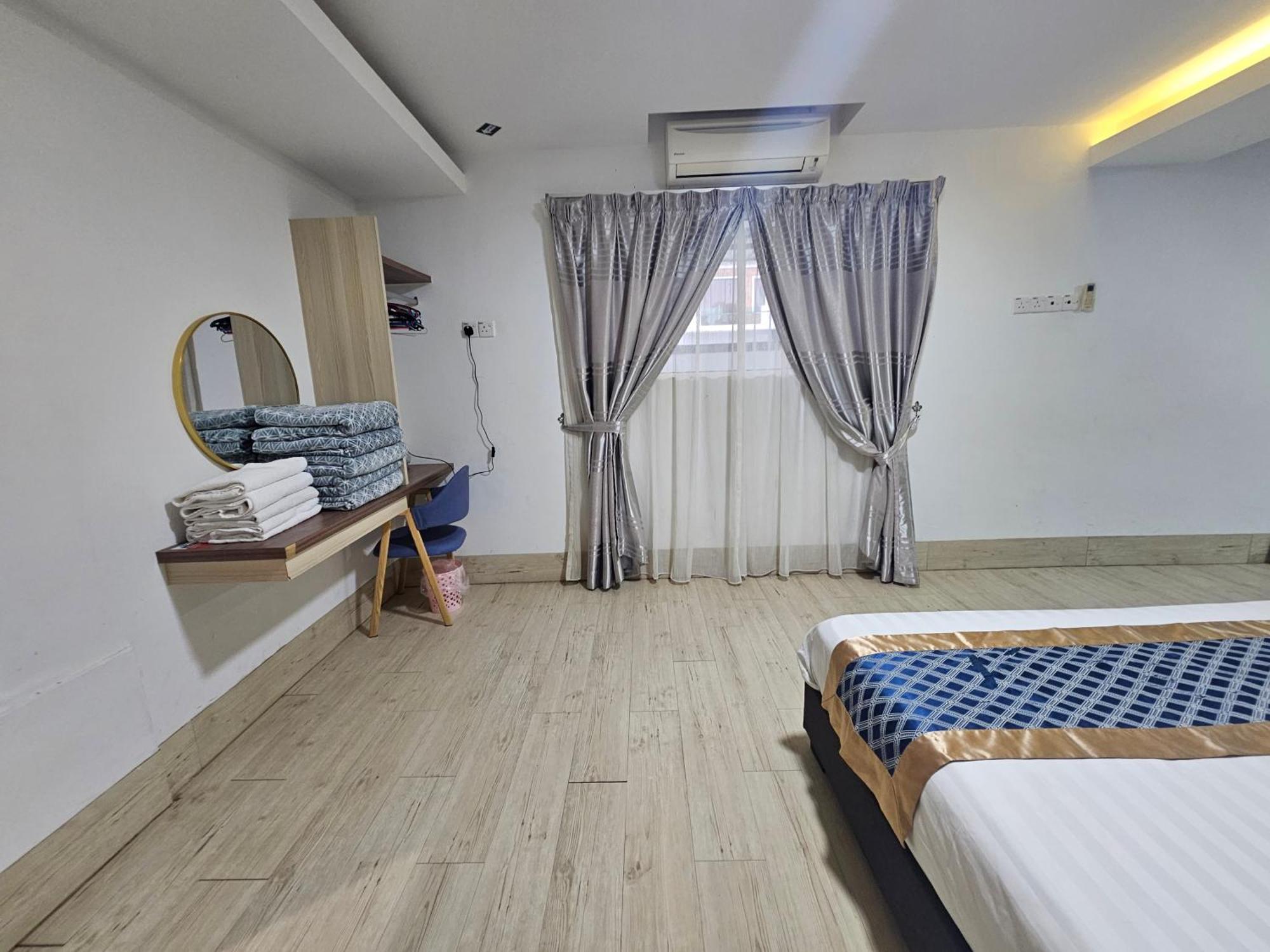 Melody Whole Or Suite Room Muar Ngoại thất bức ảnh