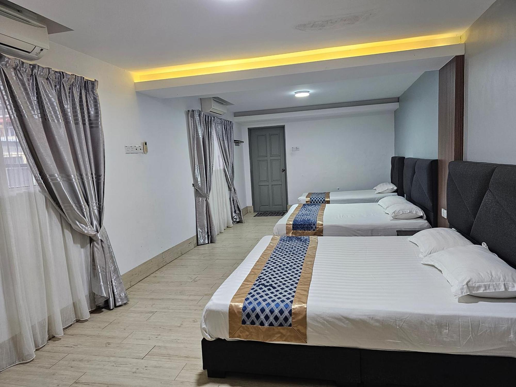 Melody Whole Or Suite Room Muar Ngoại thất bức ảnh